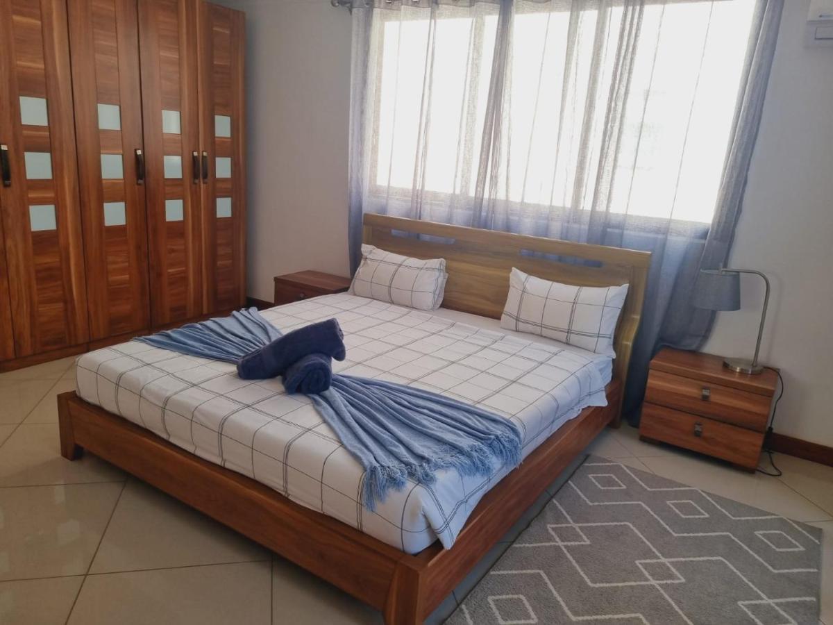 Appartamento Ocean Bliss By Oasis Holidays Flic-en-Flacq Esterno foto