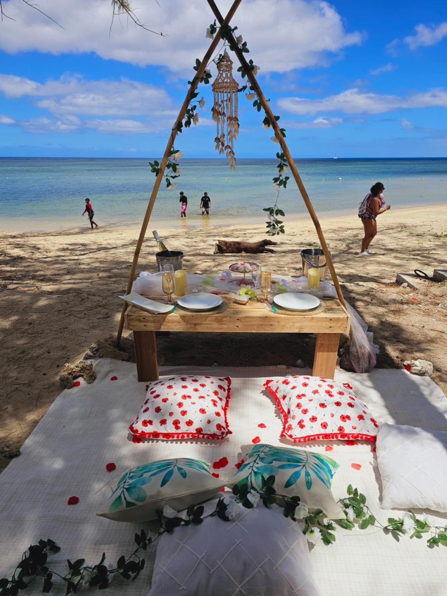 Appartamento Ocean Bliss By Oasis Holidays Flic-en-Flacq Esterno foto